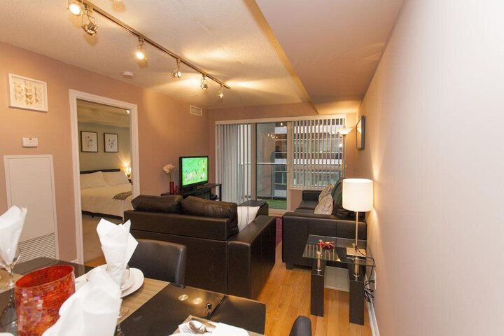 RED MAPLE SUITES - ICON