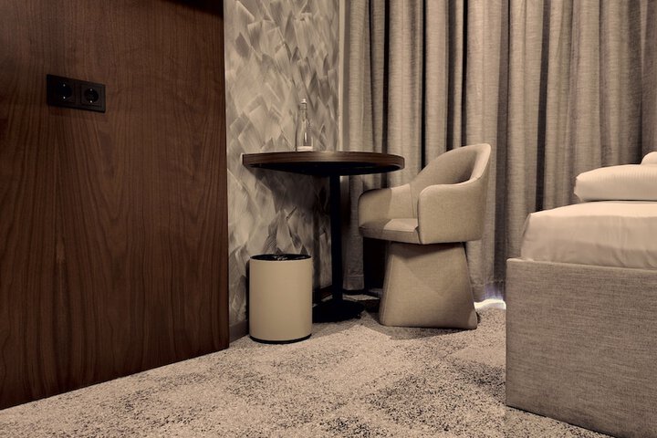 Room 47 of 116