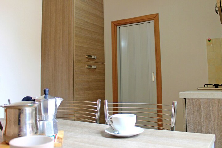 Room 8 of 24