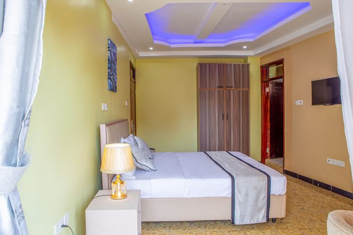 Room 15 of 23