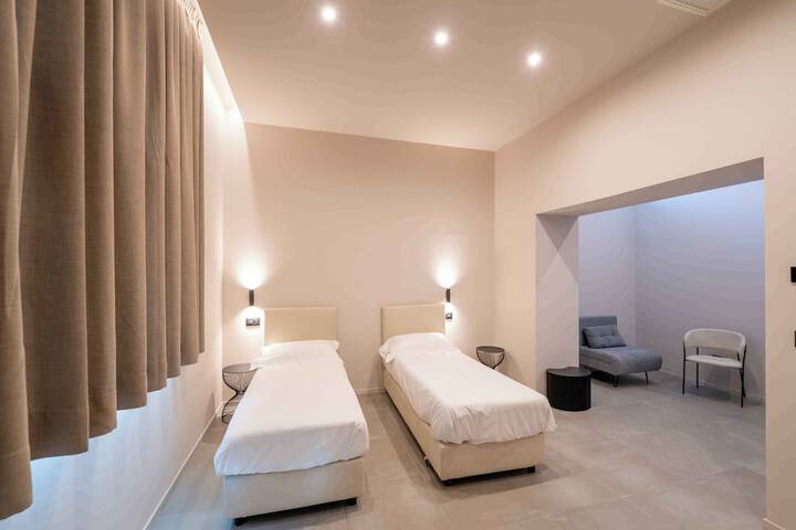 Room 30 of 54