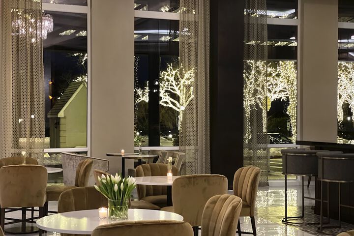 Guest Lobby