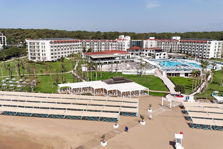 Hotel 380 of 417