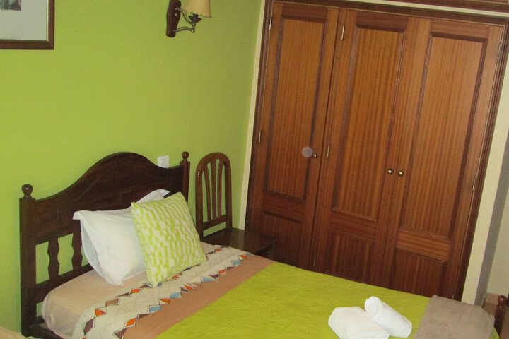 Room 6 of 49