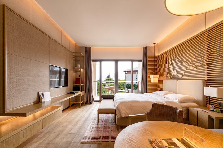 Room 20 of 127