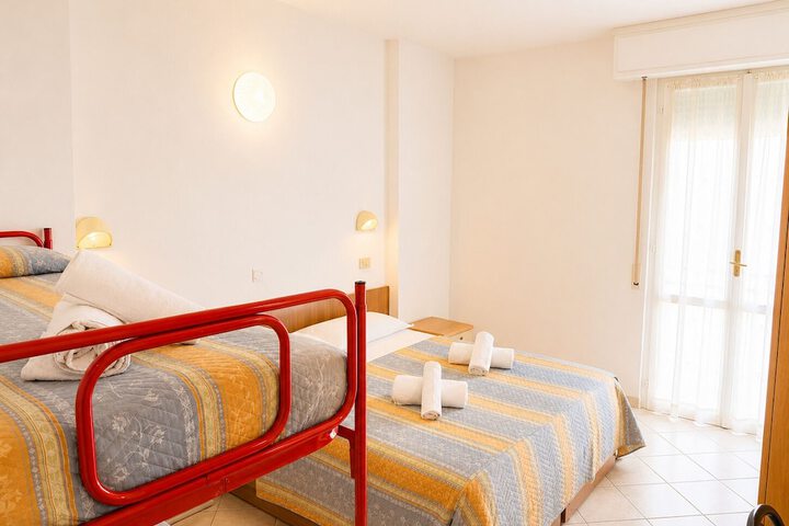Room 21 of 41