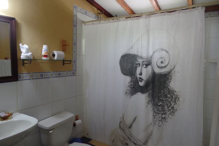Room 30 of 68