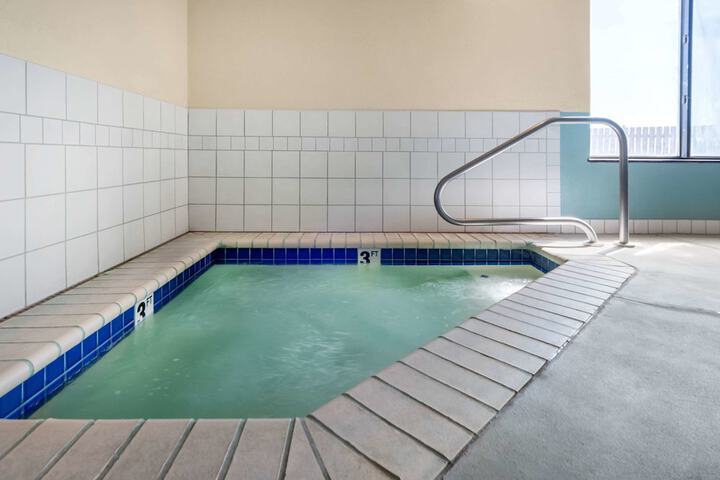 Pool 35 of 50