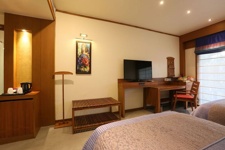 Room 6 of 29