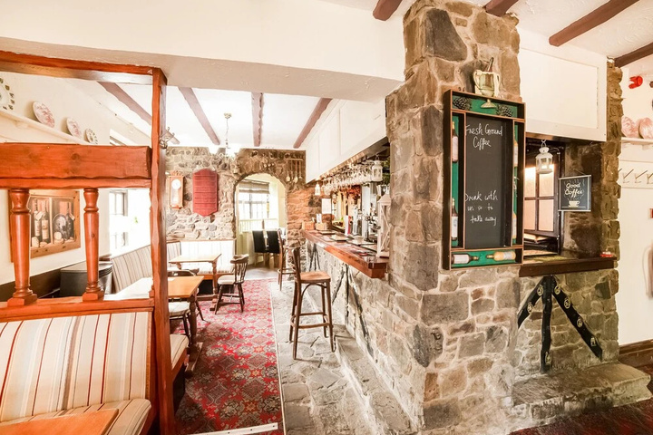restaurant