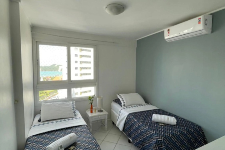 Room 5 of 15