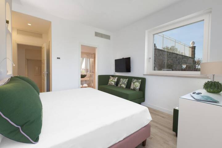 Room 72 of 140