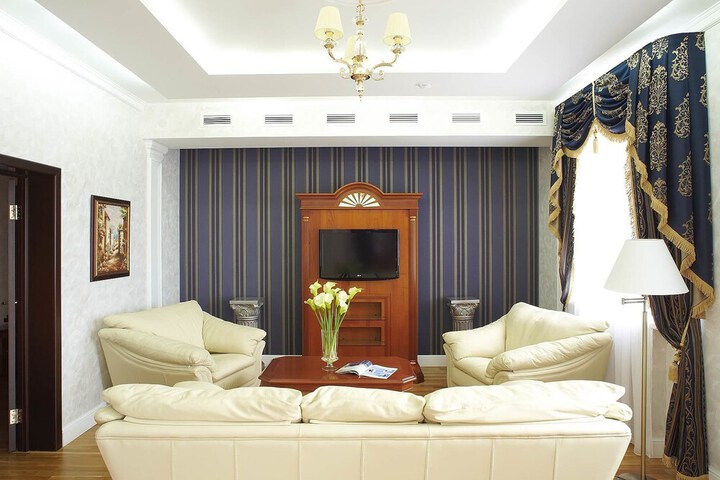 Room 19 of 55