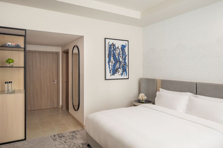 Room 52 of 135