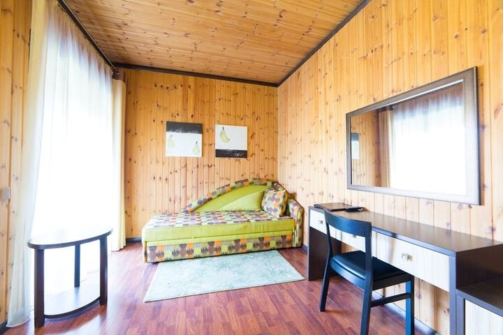 Room 38 of 158