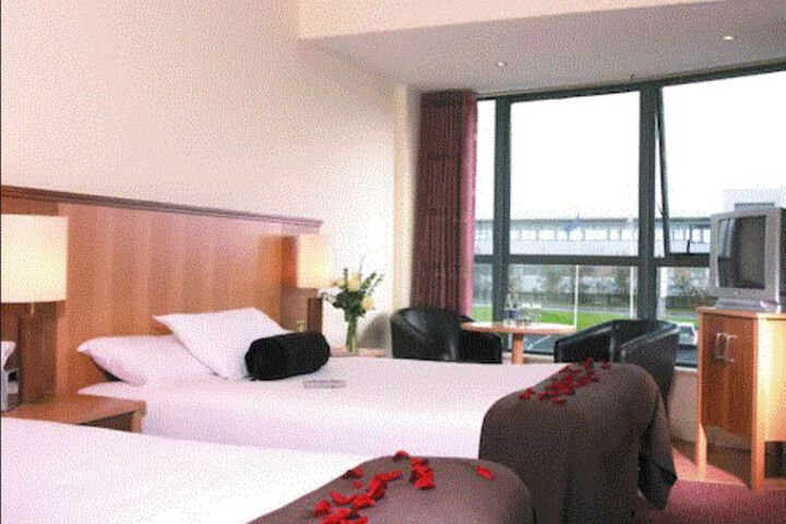 Room 16 of 59