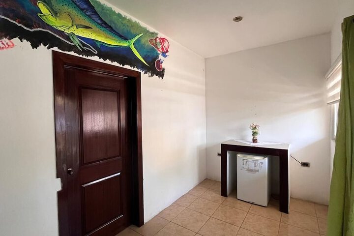 Room 6 of 45