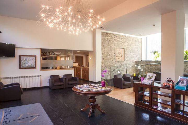 Guest Lobby