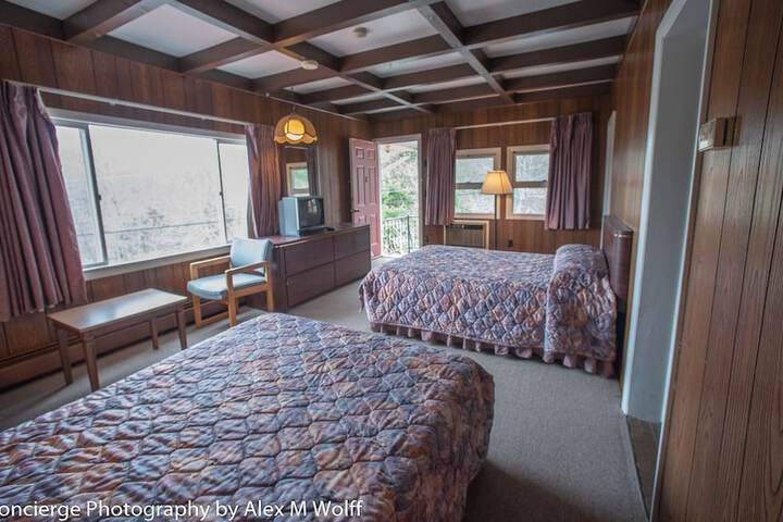 Room 14 of 20