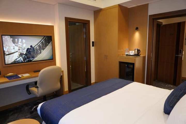 Suite Room