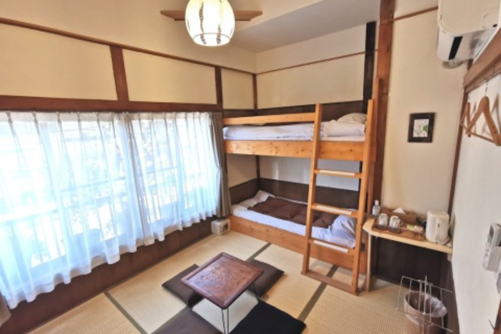 Room 156 of 192