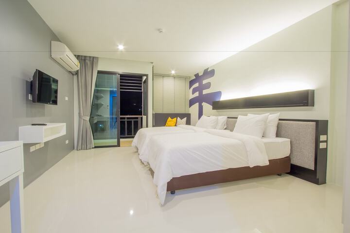 Room 5 of 39