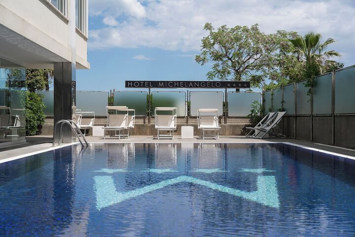 Pool 64 of 106