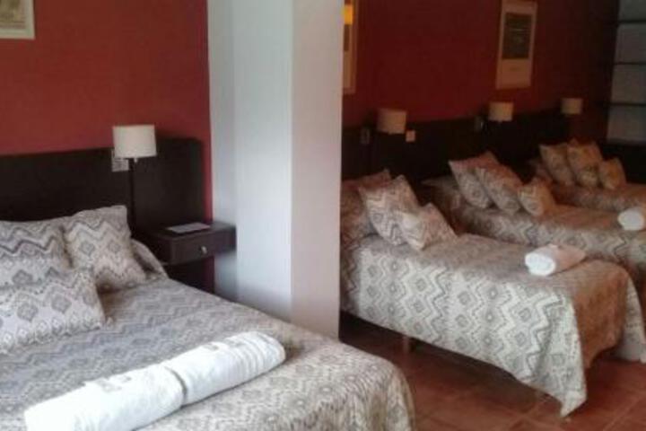 Hotel Suite M & E