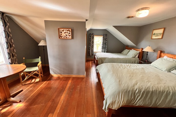 Room 26 of 60
