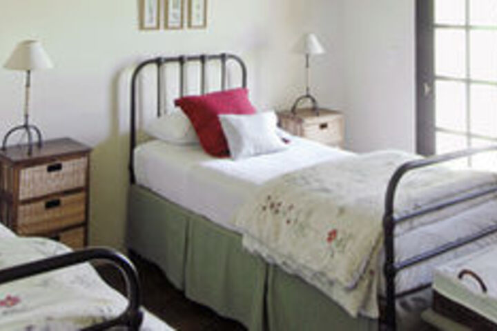 Room 12 of 20