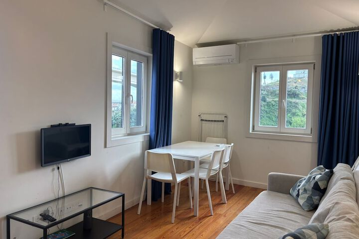 Room 142 of 287