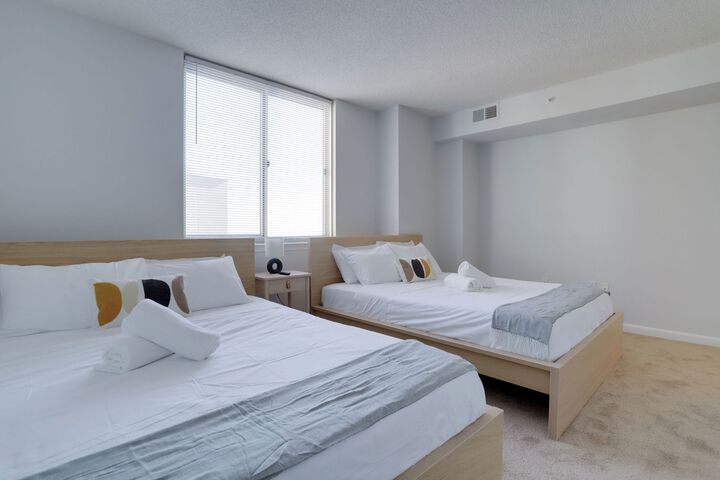 Room 157 of 195