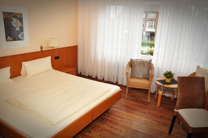 Room 5 of 54