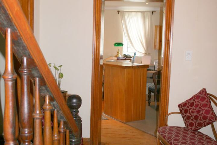 Hotel Interior 8 of 198
