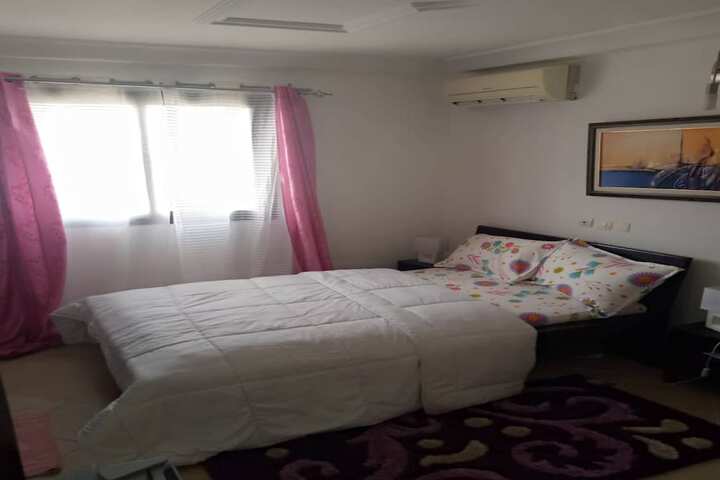 Room 4 of 24