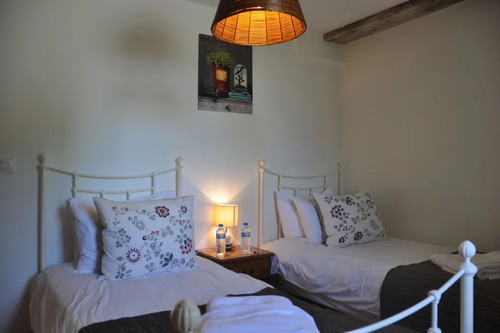 guest_rooms