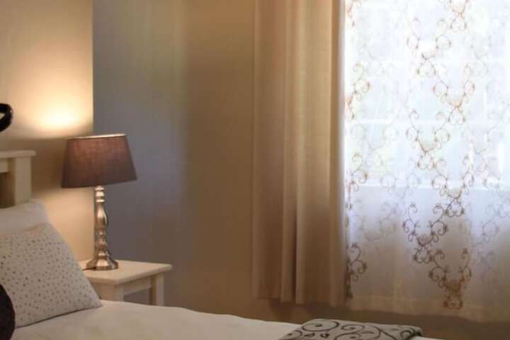 Room 18 of 37
