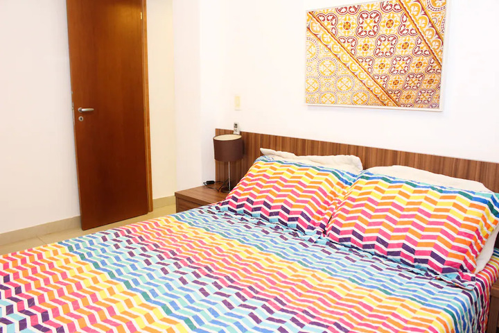 Room 2 of 3