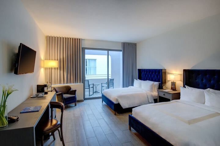 Standard Room, King or Two Doubles (3 of 15)