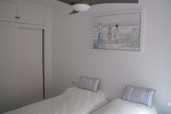 Room 14 of 19