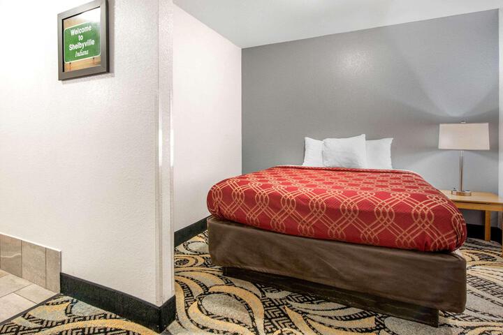 2 Queen Beds (1 of 2)