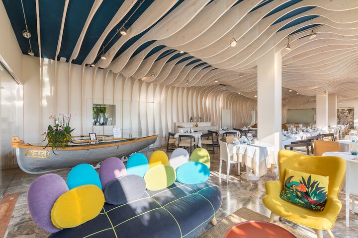 Hotel Interior 7 of 138