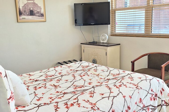 Room 4 of 46