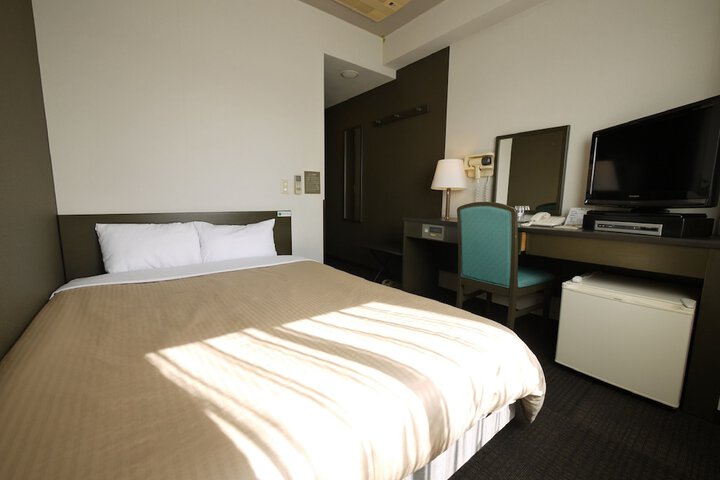 Room 3 of 29