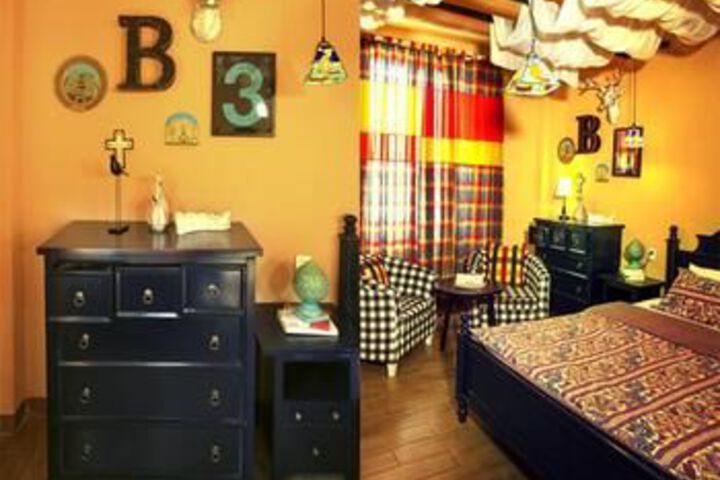 Room 40 of 94
