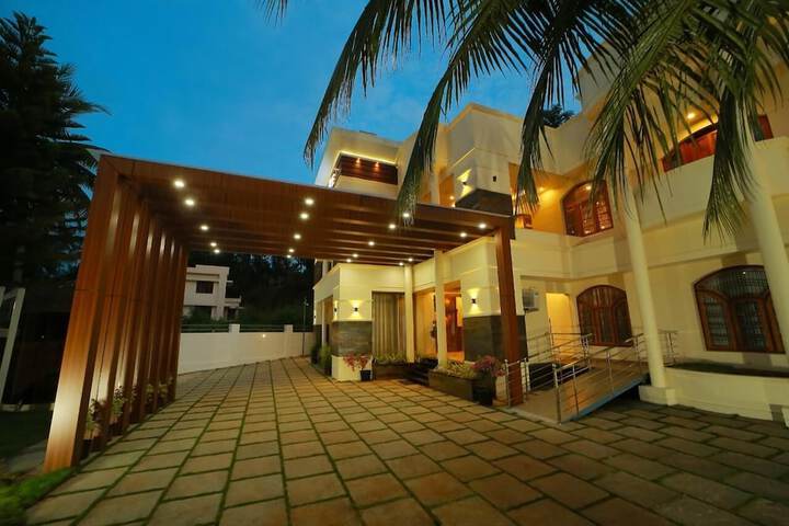 Photo of White Gate Luxury Hotel