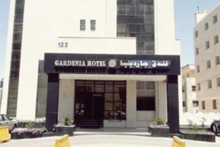 Hotel Exterior 4 of 4