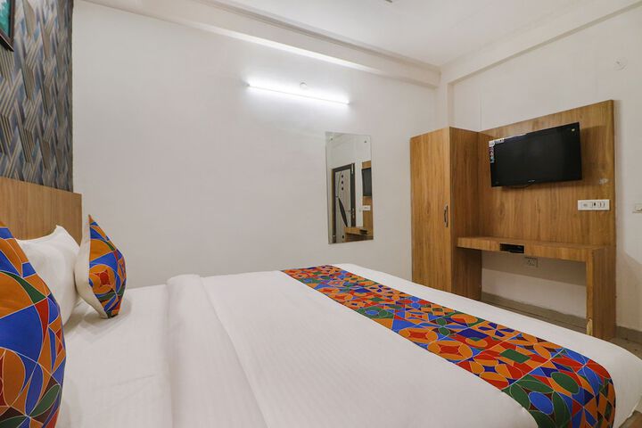 Room 21 of 29