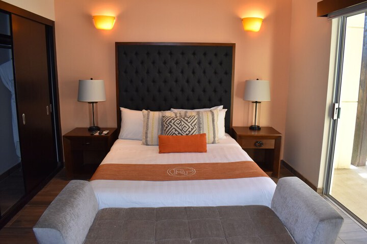 Room 54 of 146