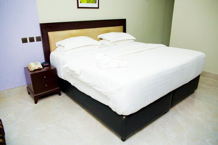 Room 48 of 155